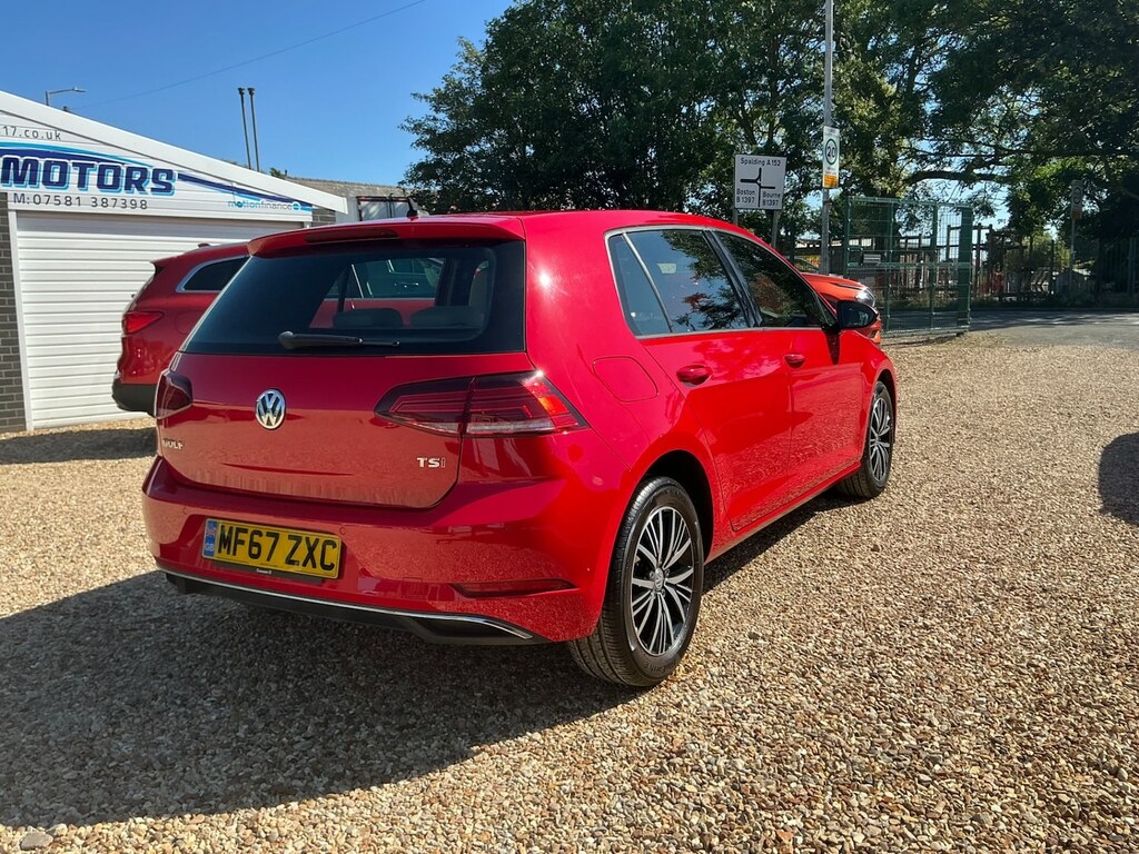 Volkswagen Golf 1.4 Tsi Se Nav Red #4