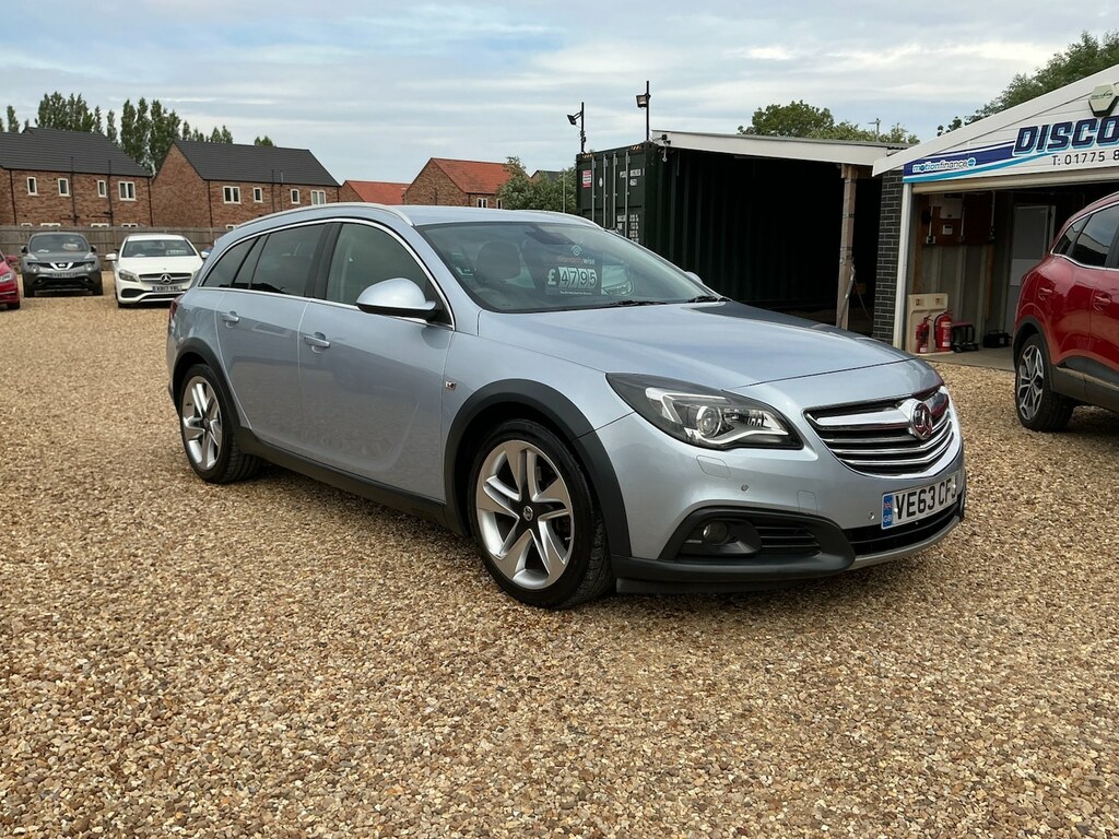 Vauxhall Insignia 2.0 Cdti Bi-turbo 195 4X4 Nav Silver #2