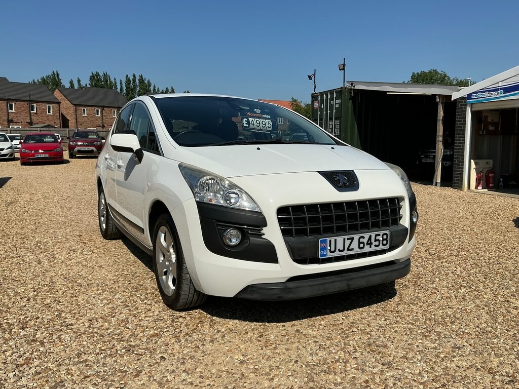 Peugeot 3008 1.6 Hdi 115 Active II White