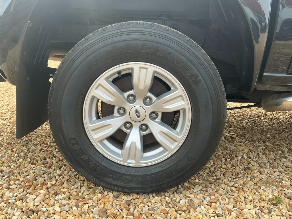 Ford Ranger XL 4X4 White #21