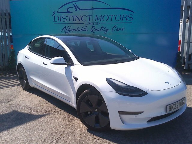 Tesla Model 3 Motor Long Range Saloon BK22WDZ White