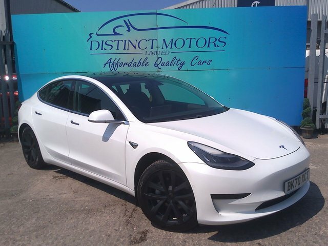 Tesla Model 3 Range Plus Saloon White