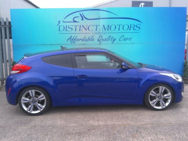 Hyundai Veloster Hatchback White #8