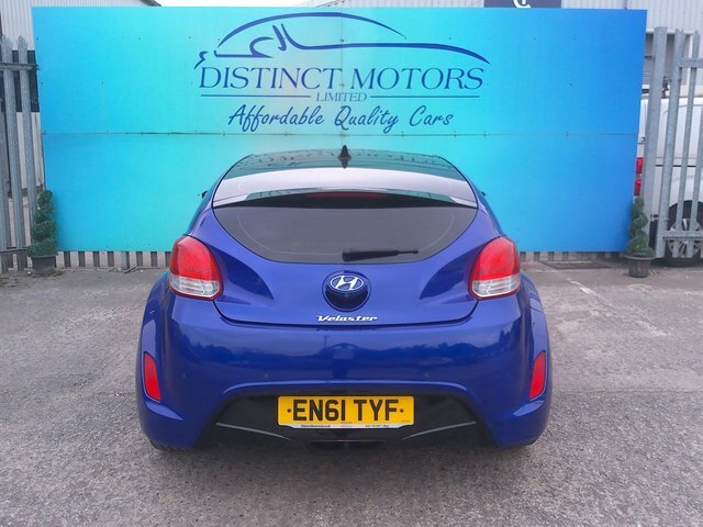 Hyundai Veloster Hatchback White #5