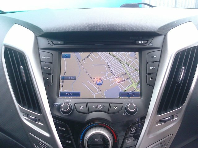 Hyundai Veloster Hatchback White #13
