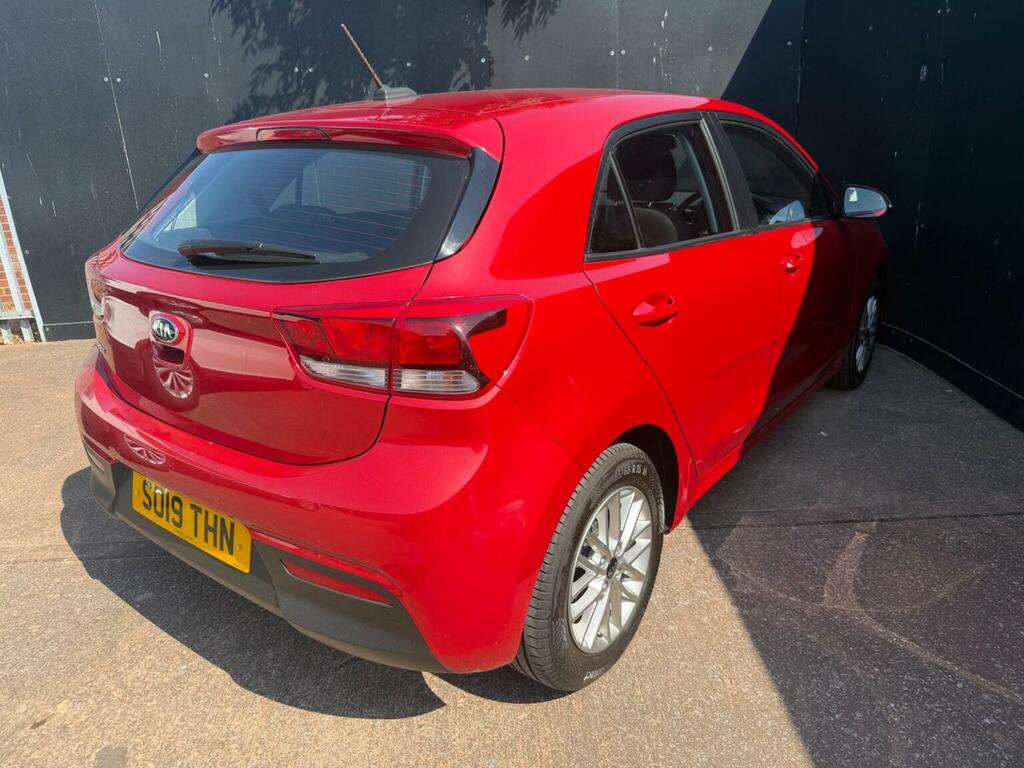 Kia RIO  Red #13