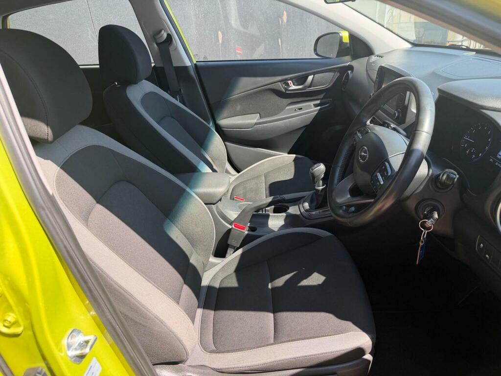 Hyundai Kona Se Orange #8