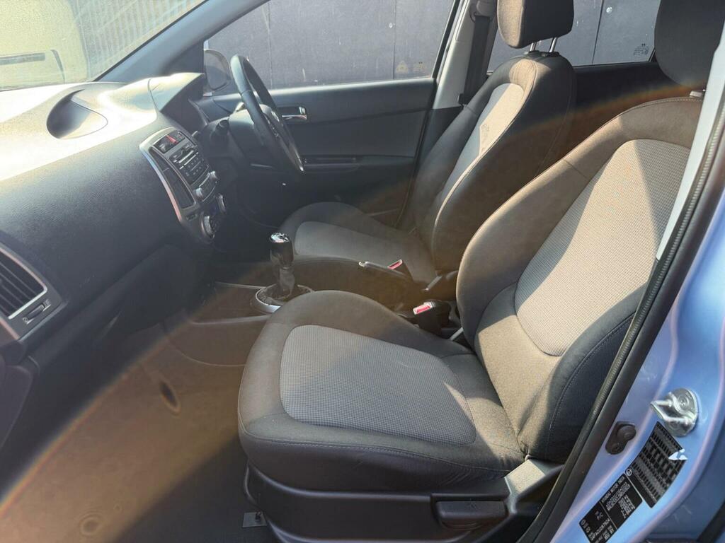 Hyundai I20 Black #7