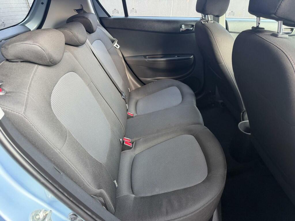 Hyundai I20 Black #9