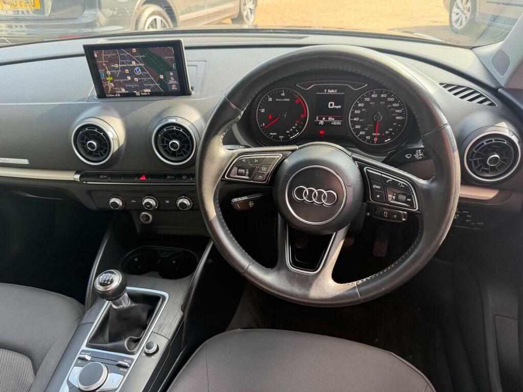 Audi A3 1.6 Tdi Se Technik Sportback Euro 6 Ss Black #2