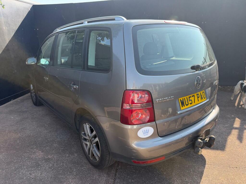 Volkswagen Touran S Black #10