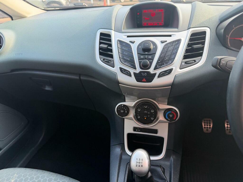 Ford Fiesta 1.2 Zetec 81 Bhp Blue #4