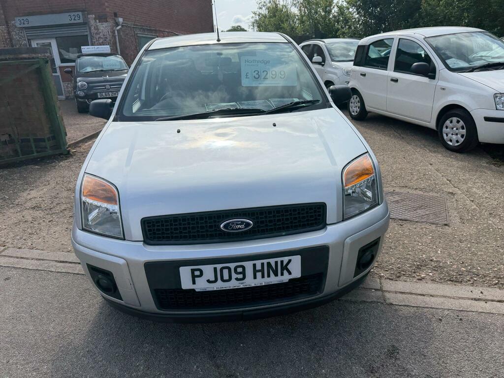 Ford Fusion Zetec Climate Silver #4