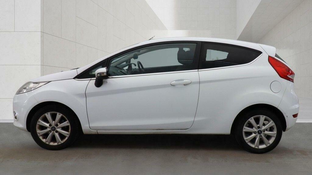 Ford Fiesta 1.25 Zetec White #6