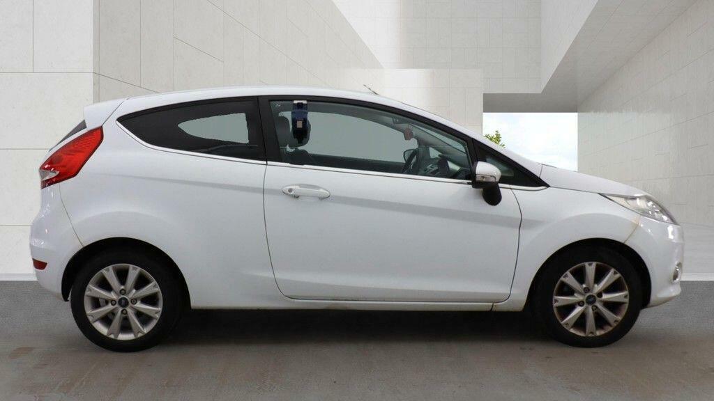 Ford Fiesta 1.25 Zetec White #5
