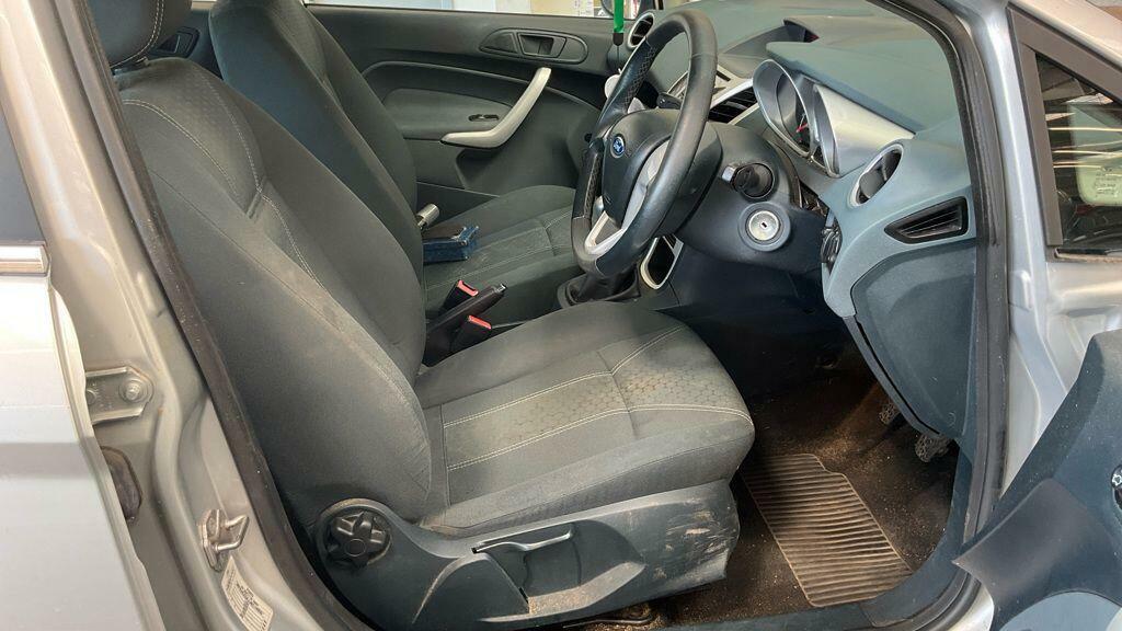 Ford Fiesta Zetec Blue #10