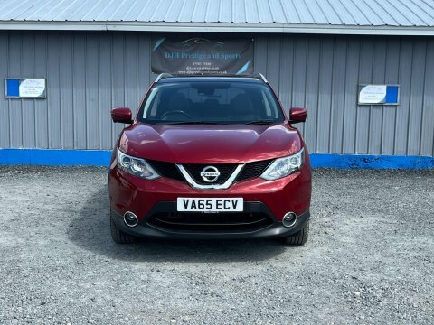 Nissan Qashqai 1.6 Dci Tekna VA65ECV Red #2