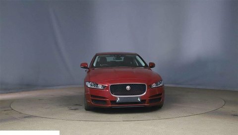 Jaguar XE 2.0D Portfolio Red