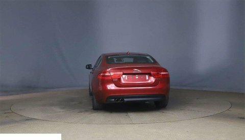 Jaguar XE 2.0D Portfolio Red #4