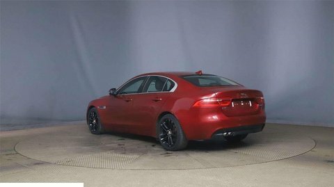 Jaguar XE 2.0D Portfolio Red #5