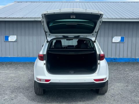 Kia Sportage 1.7 Crdi 3 White #4