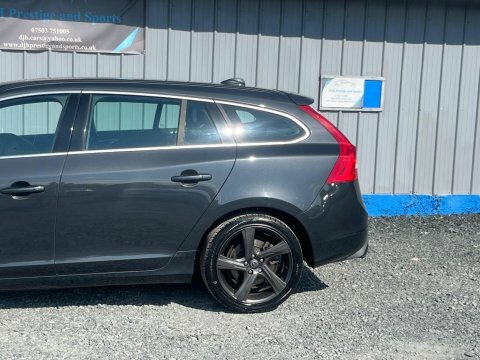 Volvo V60 1.6 D2 R-design Estate Euro 5 S  #17