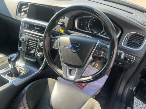 Volvo V60 1.6 D2 R-design Estate Euro 5 S  #28