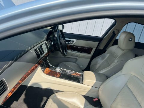 Jaguar XF Estate 2.2D Luxury Sportbrake Euro 5 Ss Grey #34