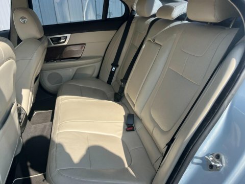 Jaguar XF Estate 2.2D Luxury Sportbrake Euro 5 Ss Grey #35