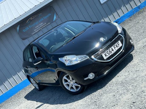Peugeot 208 1.2 Vti Puretech Black #2