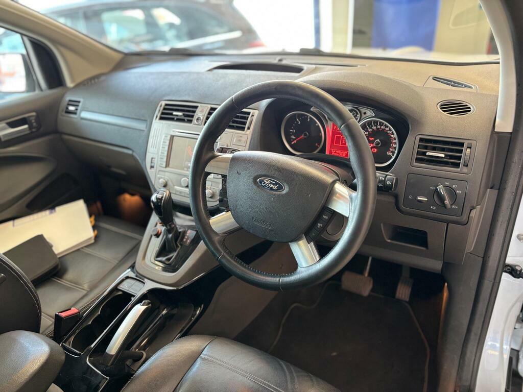 Ford Kuga 2.0 Tdci Zetec 2Wd Euro 5 201262 White #9