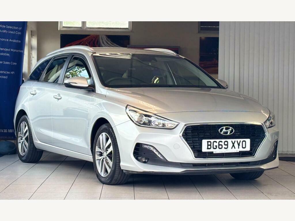 Hyundai I30 1.6 Crdi Se Nav Tourer Euro 6 S S Silver
