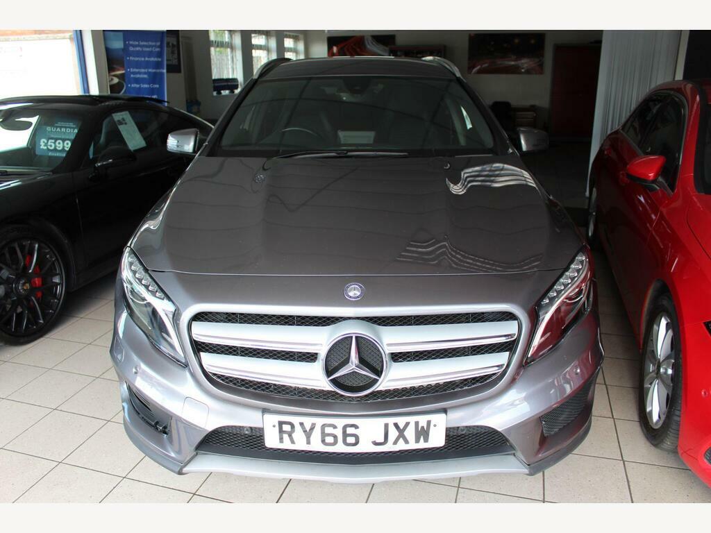 Mercedes-Benz GLA Class 2.1 Gla220d Amg Line Premium 7G-dct 4Matic Euro RY66JXW Grey #2
