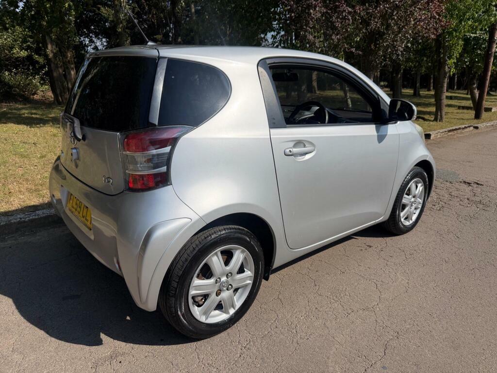 Toyota IQ Vvt-i Iq2 3-Door Silver #8