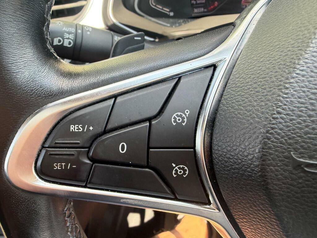 Renault Captur Iconic Black #18