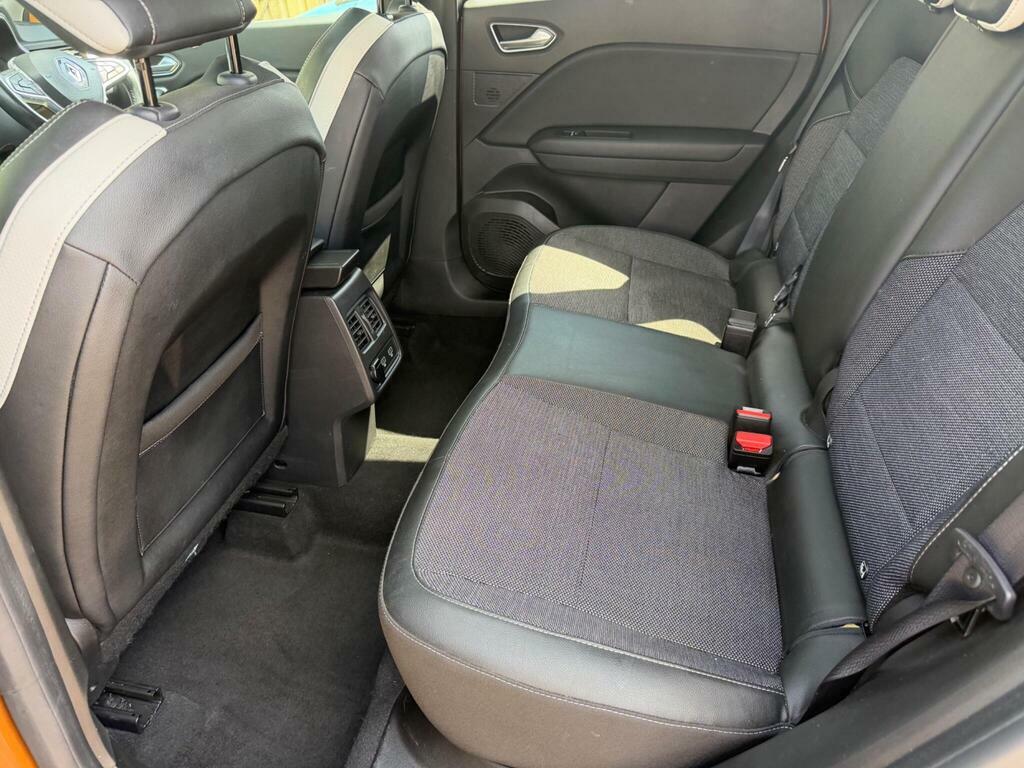 Renault Captur Iconic Black #15