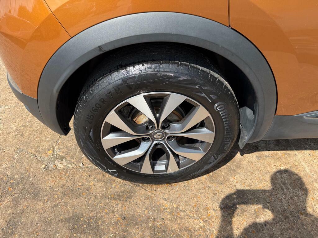 Renault Captur Iconic Black #30