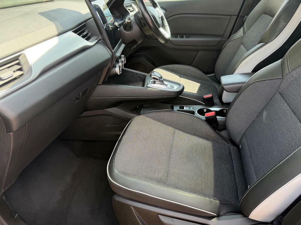 Renault Captur Iconic Black #13