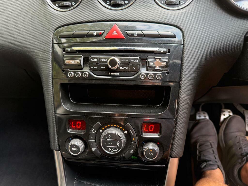 Peugeot 308 SW E-hdi Sw Active Navigation Silver #19