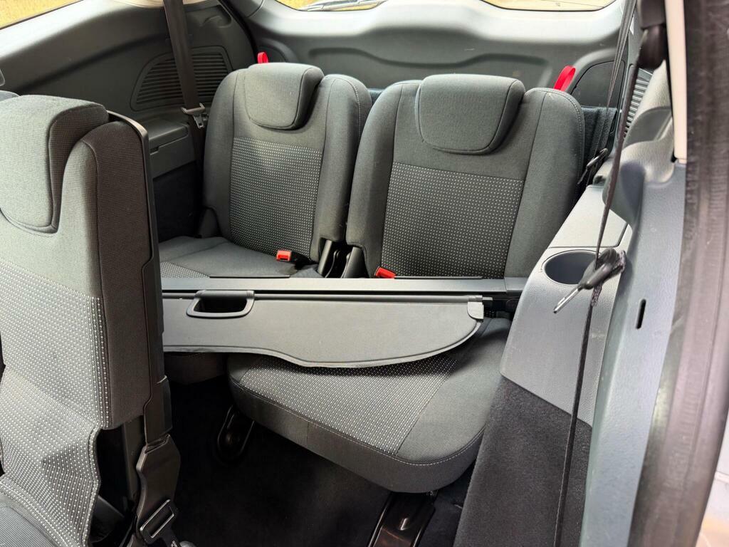 Ford Grand C-Max 1.6 Titanium Ecoboot 150 Bhp Blue #17