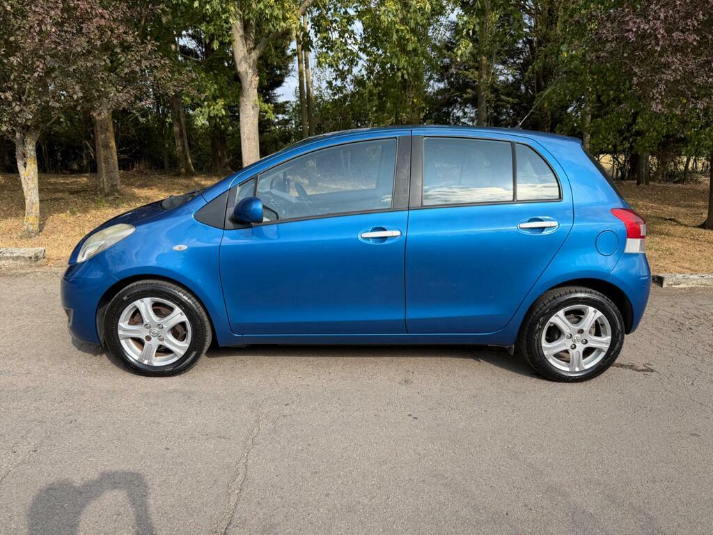 Toyota Yaris  Black #5