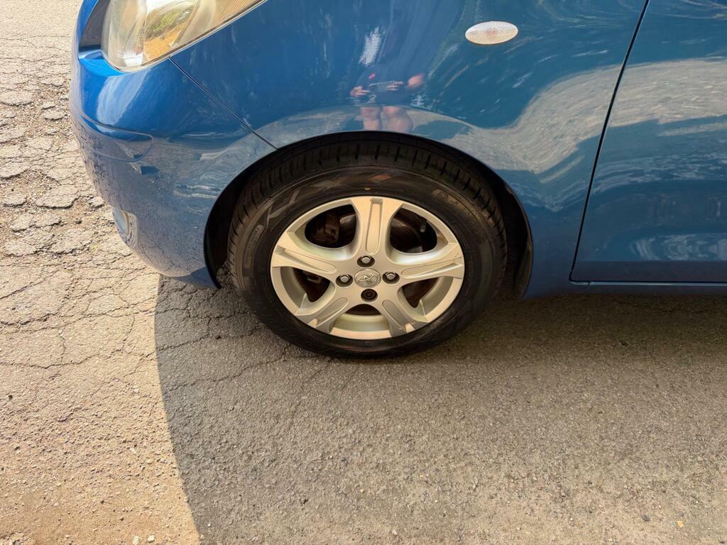 Toyota Yaris  Black #25