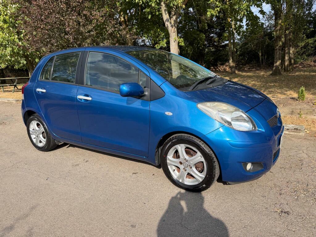 Toyota Yaris  Black #1