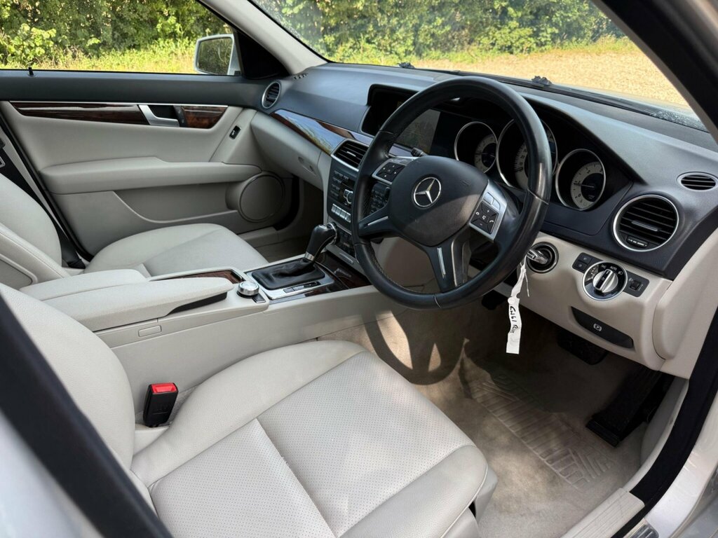 Mercedes-Benz C Class 2012 6.3 C63 V8 Amg Saloon Spds Mct Eur Black #20