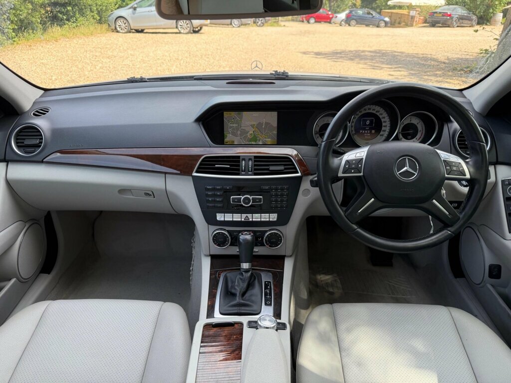 Mercedes-Benz C Class 2012 6.3 C63 V8 Amg Saloon Spds Mct Eur Black #28