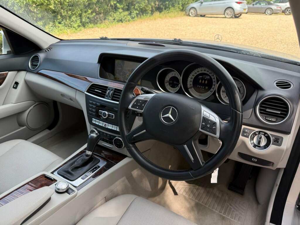 Mercedes-Benz C Class 2012 6.3 C63 V8 Amg Saloon Spds Mct Eur Black #19