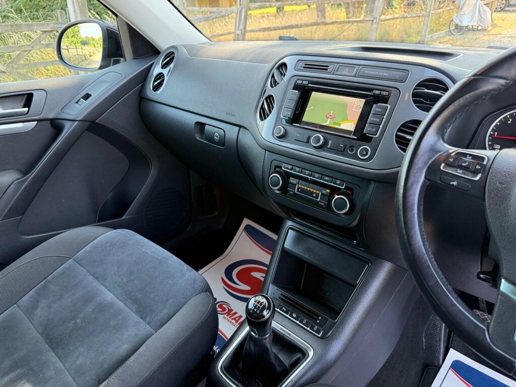 Volkswagen Tiguan 2.0 Tdi Bluemotion Tech R-line Edition Dsg 4Wd Eur White #34