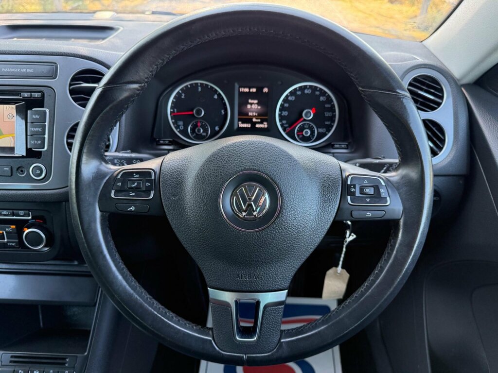 Volkswagen Tiguan 2.0 Tdi Bluemotion Tech R-line Edition Dsg 4Wd Eur White #38