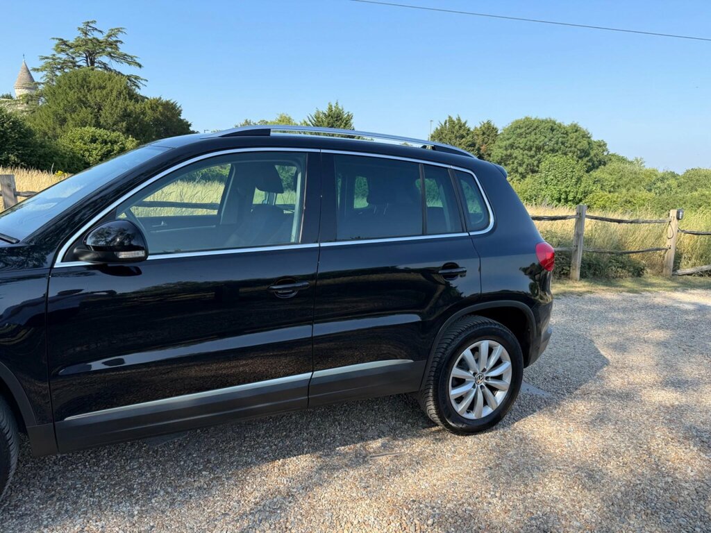 Volkswagen Tiguan 2.0 Tdi Bluemotion Tech R-line Edition Dsg 4Wd Eur White #14