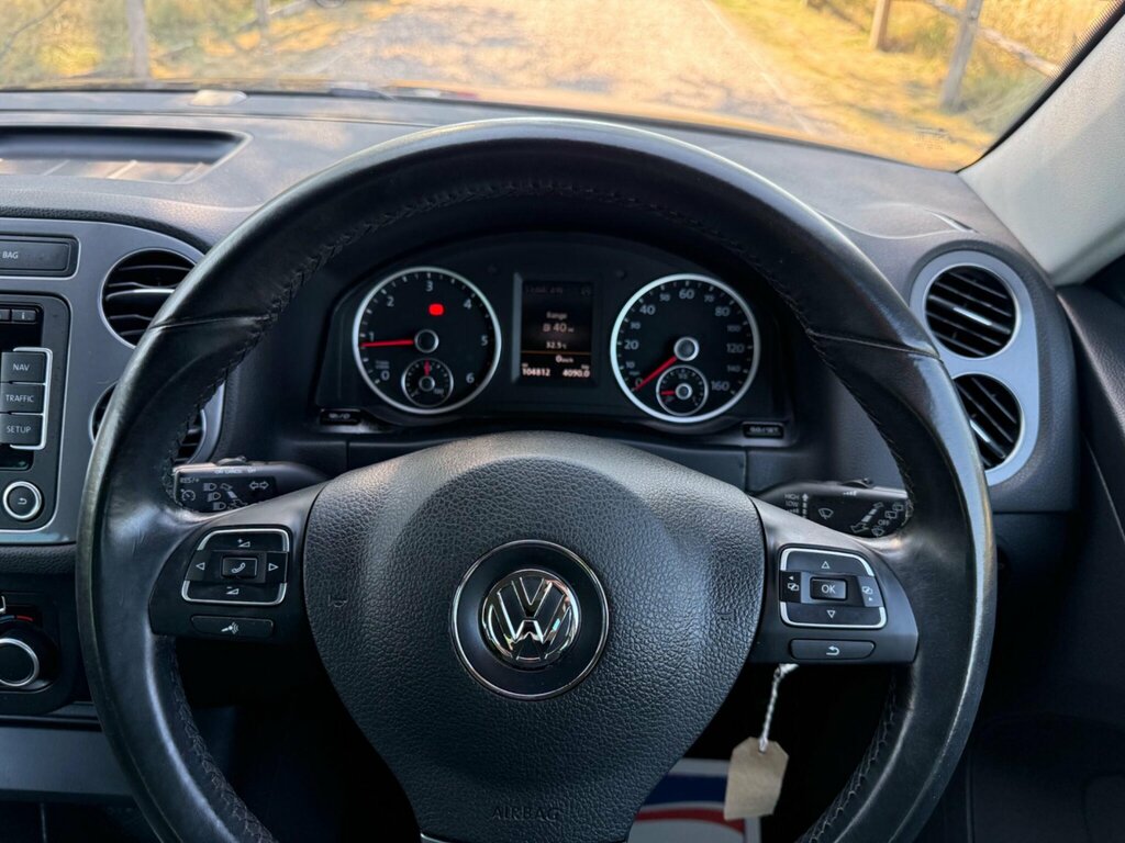 Volkswagen Tiguan 2.0 Tdi Bluemotion Tech R-line Edition Dsg 4Wd Eur White #44